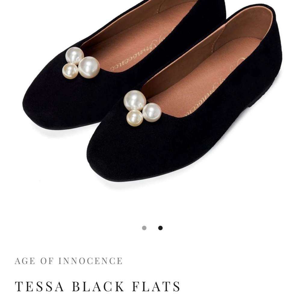 Tessa Black Flats with Pearl Detail
